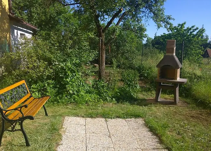 Apartment Nad Punkvou